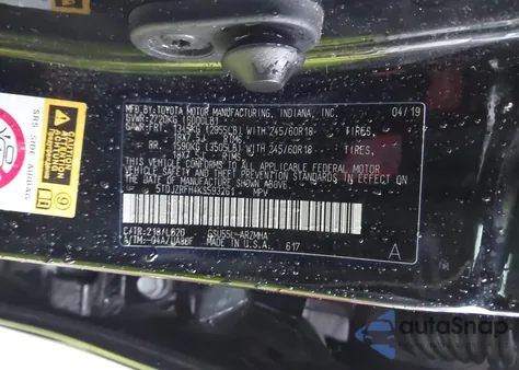 2019 Toyota Highlander Xle z USA, uszkodzony, nr VIN 5TDJZRFH4KS593261